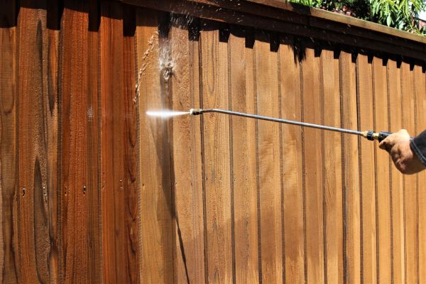 Cost of Fence Cleaning in Panama City