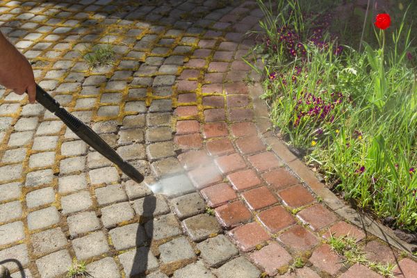 Cost of Walkway Cleaning Service in Panama City