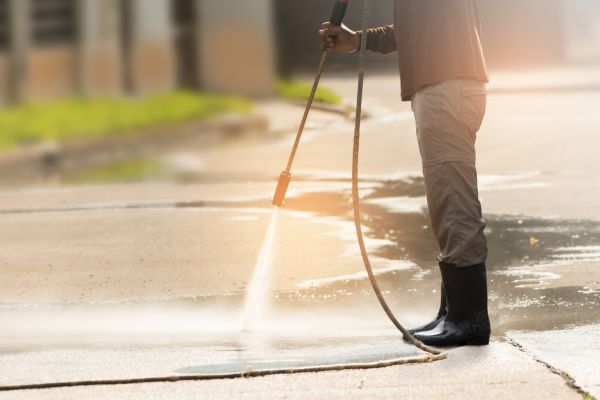 Cost of Residential Concrete Cleaning in Panama City