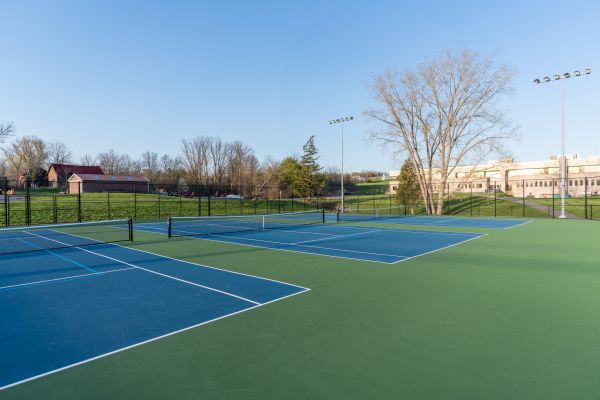 Cost of Tennis Court Cleaning in Panama City