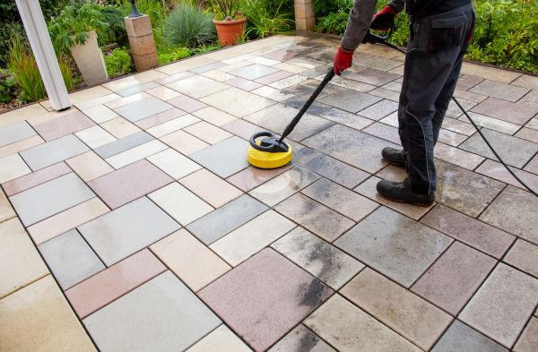 Cost of Patio Washing in Panama City