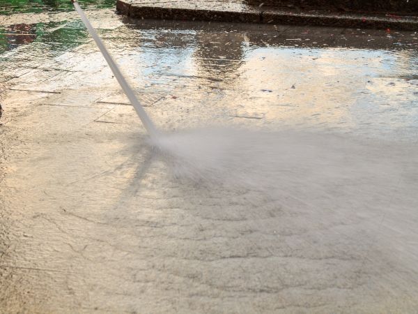 Cost of Pavement Cleaning Service in Panama City