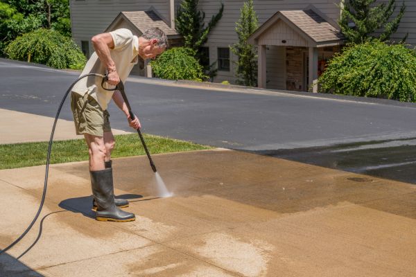 Cost of Concrete Pressure Cleaning in Panama City