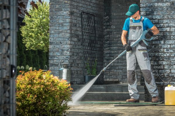 Outside House Cleaning in Panama City