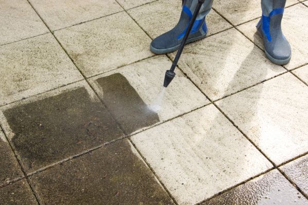 Cost of Outdoor Concrete Cleaning in Panama City