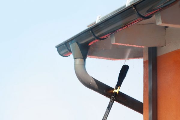 Cost of Eaves Power Washing in Panama City